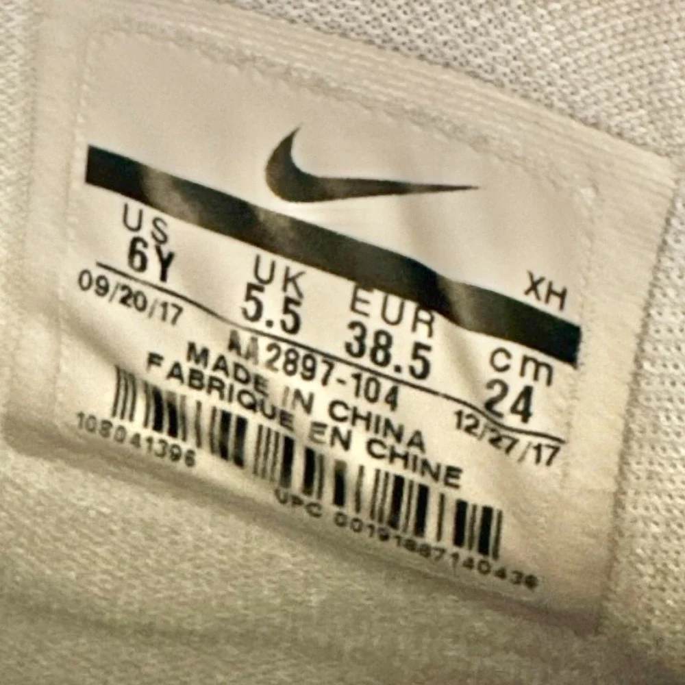 Nike preowned gently